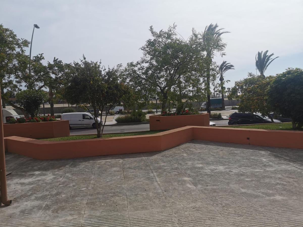 Apartamentos Sanlucar Beach 4 Y 5 Sanlúcar de Barrameda Buitenkant foto
